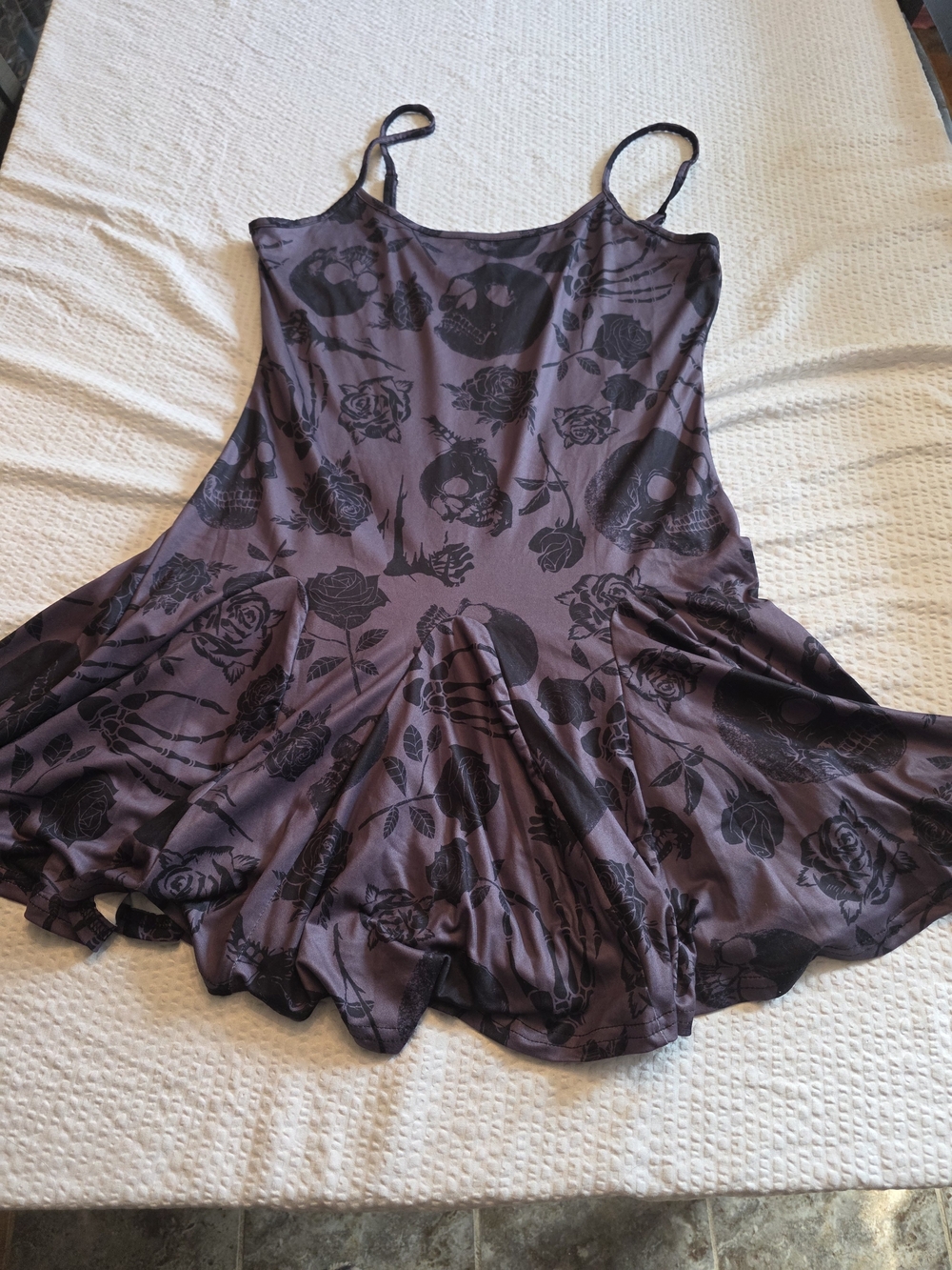 SHEIN Plum Mini Dress with Black Rose & Skull Print L